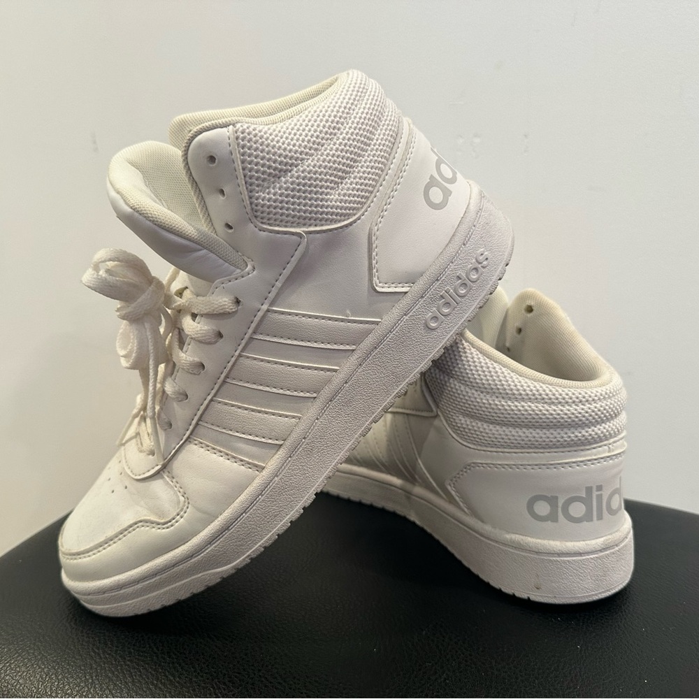 Adidas Hoop 3.0